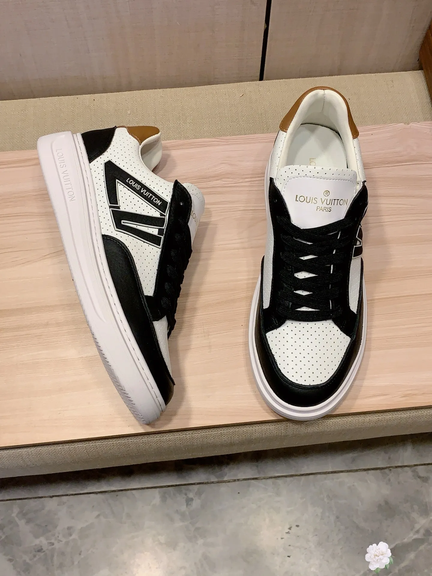 Men's Men's Shoes 💰420💰💰🎩🎩[Lightning][Lightning] "Lv*" The latest and most popular casual shoes, top brands [Seduce] Luxury ~ Purchasing Agency, Top ~ Quality. [Strong] The upper is made of imported breathable cowhide with material ➕ breathable sheepskin feet (•) and fine workmanship. Original stylish and stylish soft rubber wear-resistant and non-slip outsole, light and comfortable on the feet, the real thing looks better when taken in real life, 413: code: 38-44, 6️⃣ colors selected